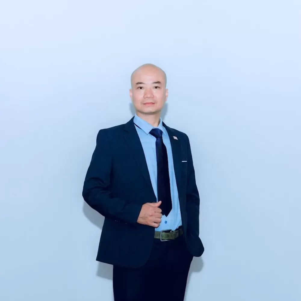 Chủ tịch Đo&agrave;n Văn Ho&agrave;ng