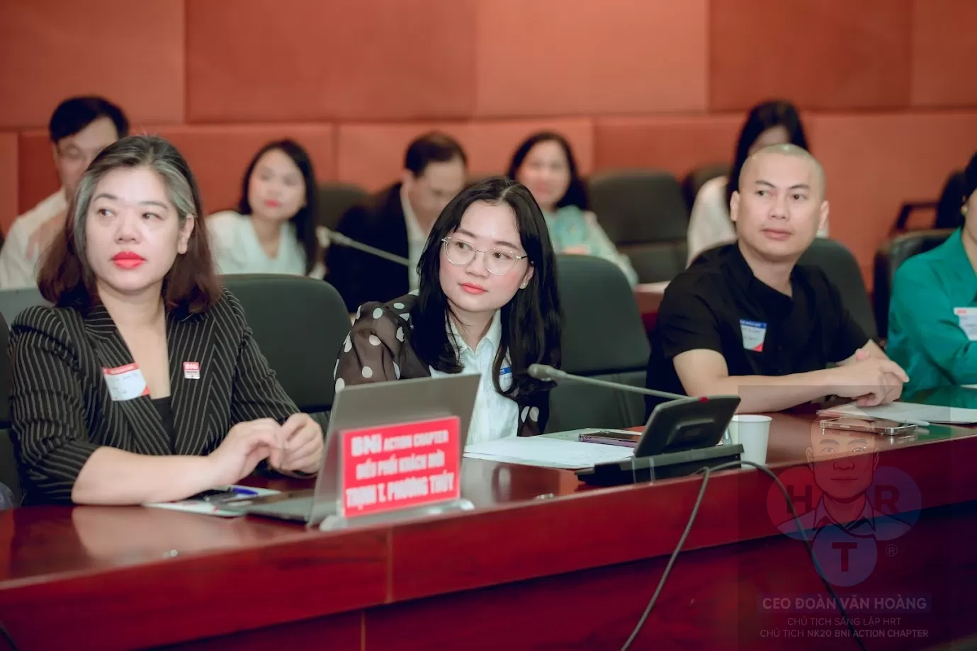 Điều phối kh&aacute;ch mời: Trịnh Phương Th&uacute;y &ndash; 0912 366 166